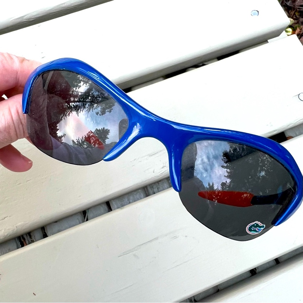 Florida Gators Sunglasses Orange and Blue with logo on front